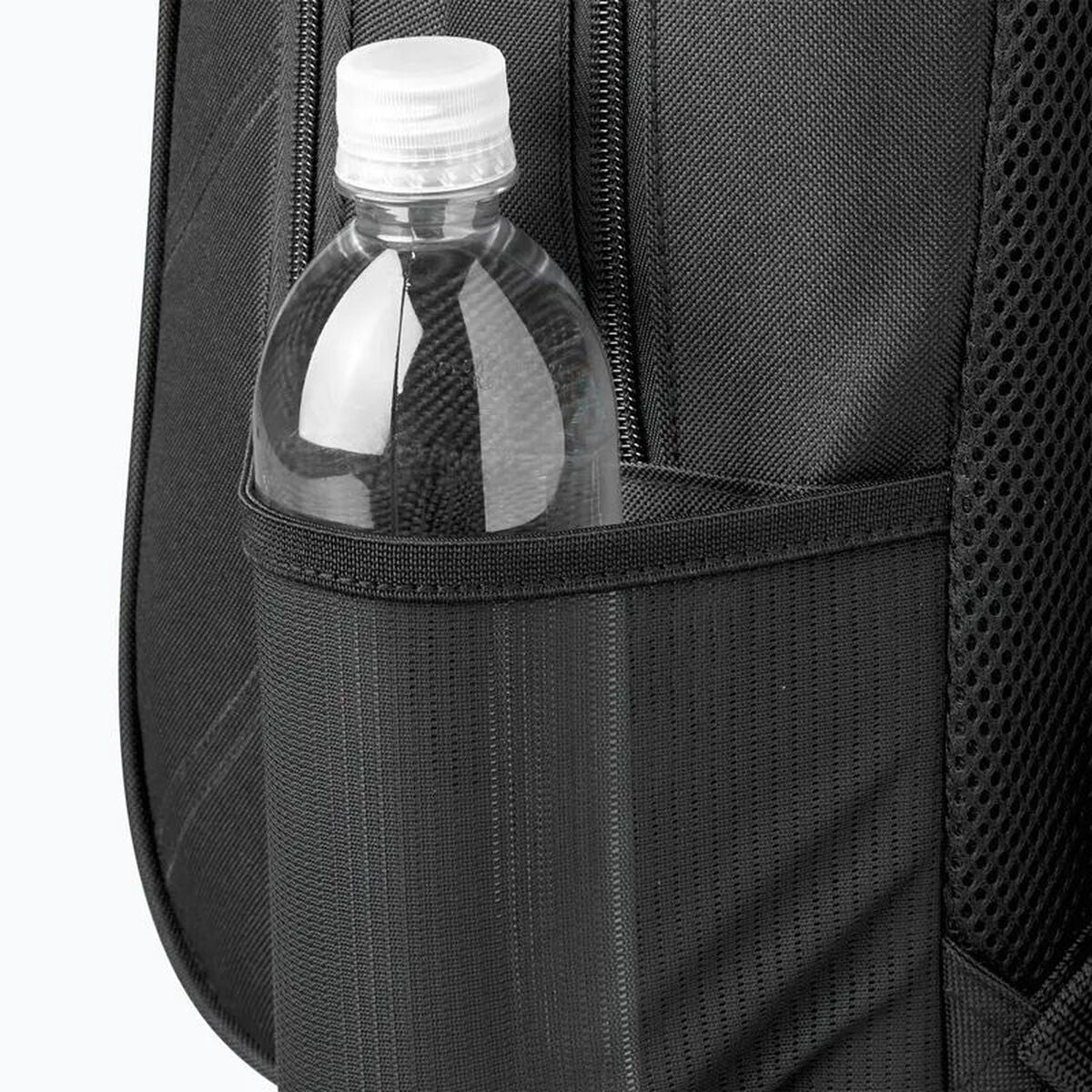 Ryggsäck Wilson NBA Team, sportig, sidofickor för vattenflaska