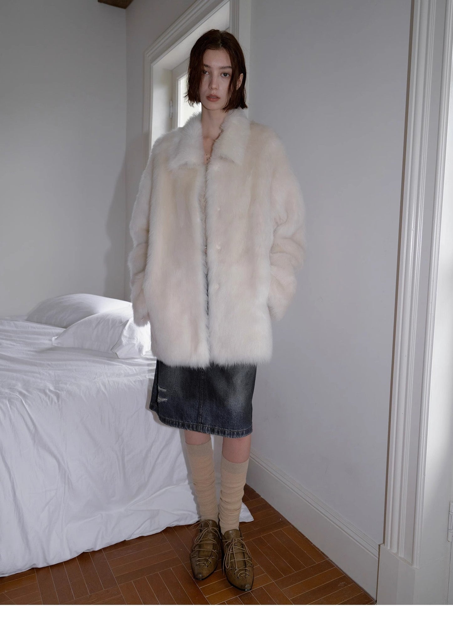 "Autumn Exclusive" Imported Tuscan sheepskin short lapel fur coat