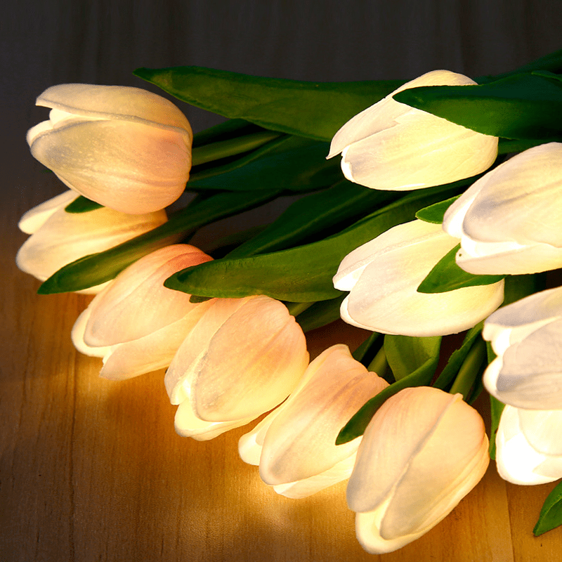 LED Tulpanlampa – Realistisk Blomsterbelysning för Mysig Atmosfär